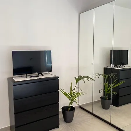 Azalea Apartment